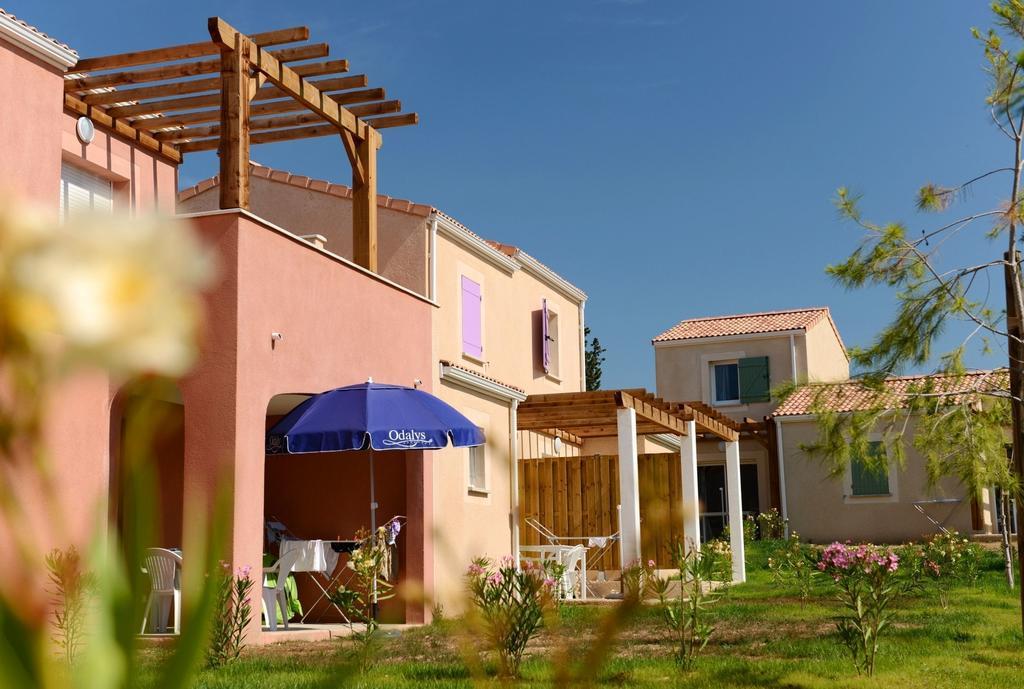 Residence Odalys Le Mas Des Alpilles Paradou Exterior foto