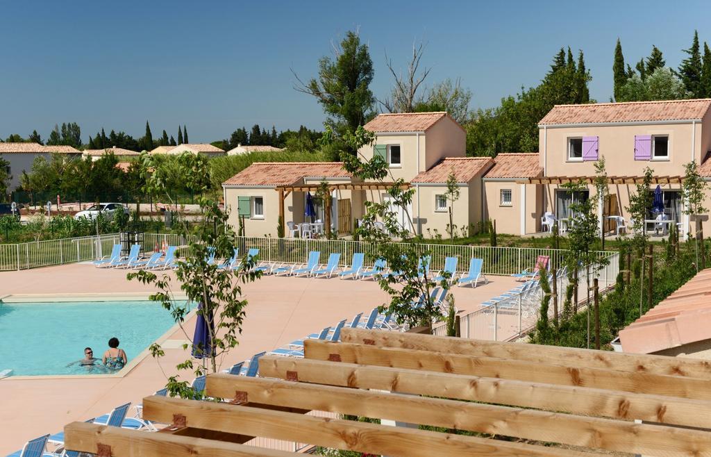 Residence Odalys Le Mas Des Alpilles Paradou Exterior foto
