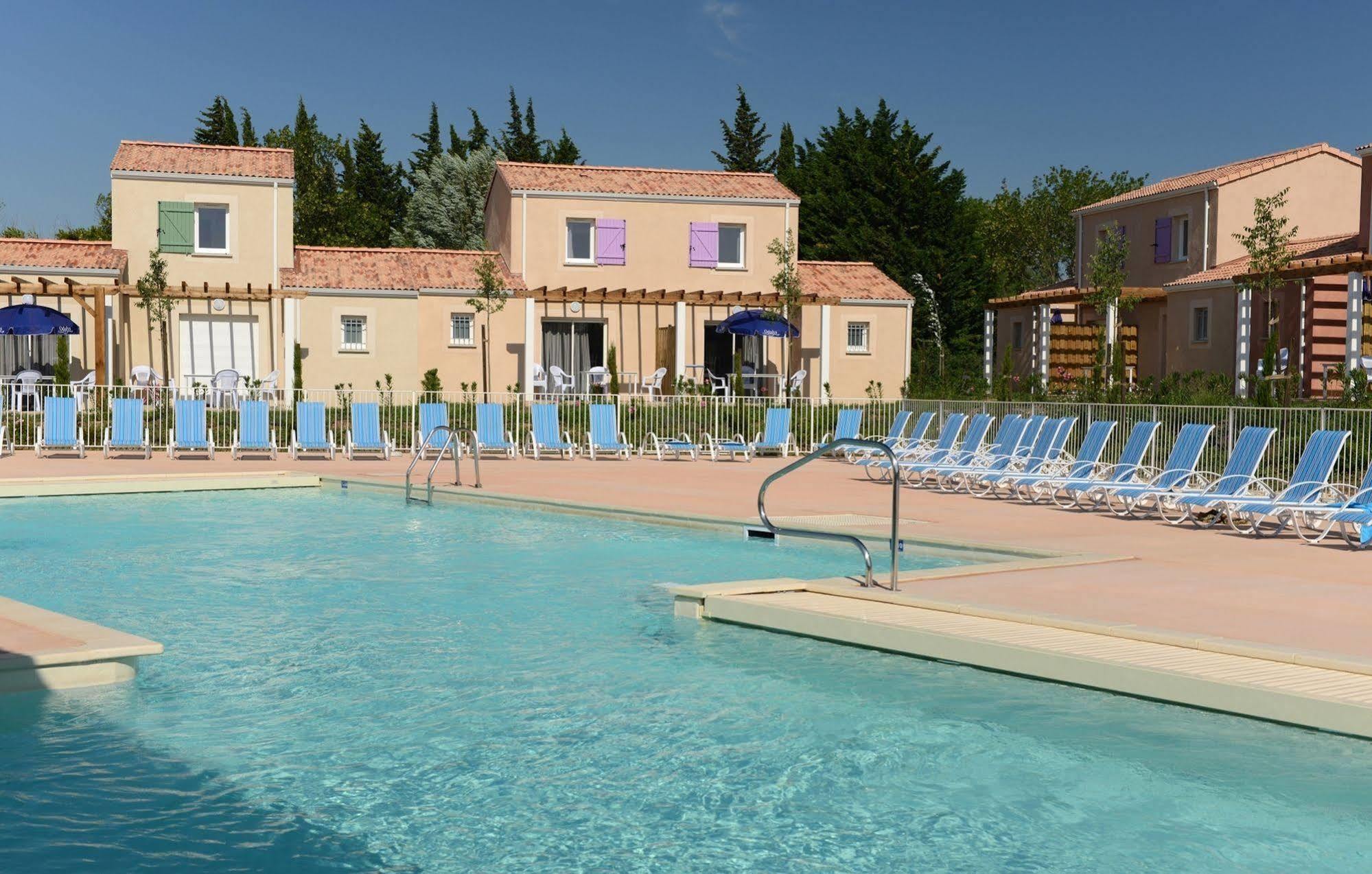 Residence Odalys Le Mas Des Alpilles Paradou Exterior foto